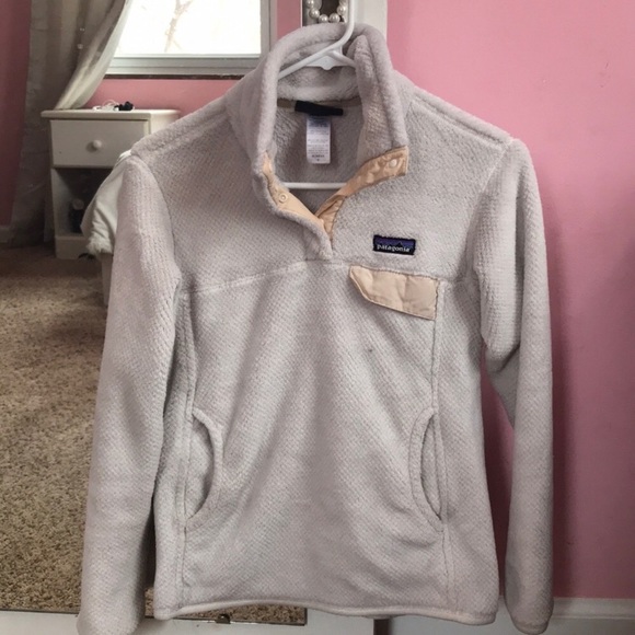 Patagonia Jackets & Blazers - Small Creme colored Patagonia